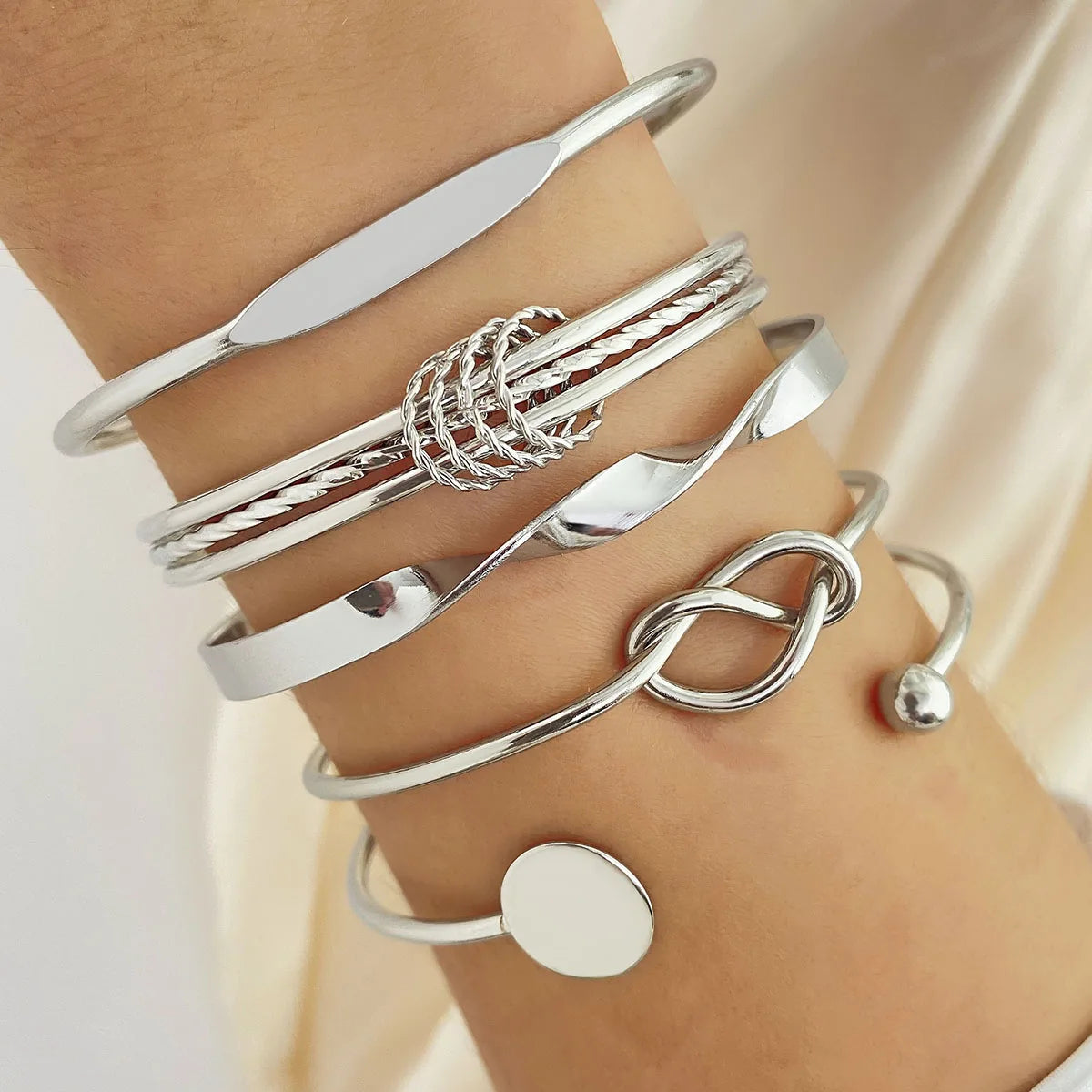 Luna Layers – Multilayer Elegance Bracelet Set